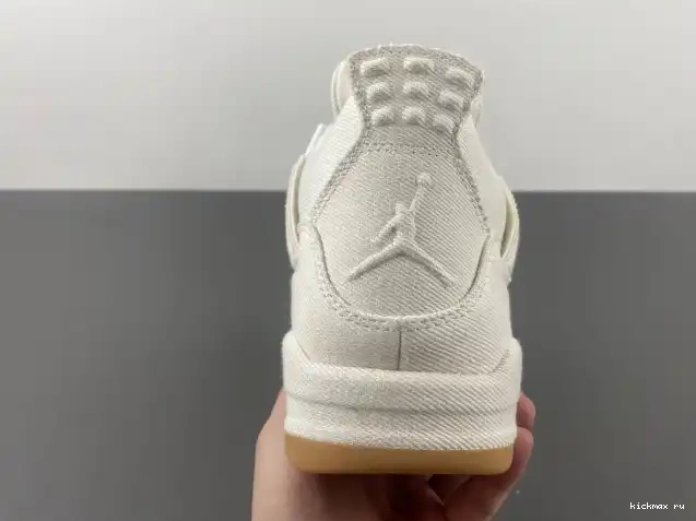 Cheap MAX 'White' Levi's AO2571-100 Air x 4 Jordan 0405